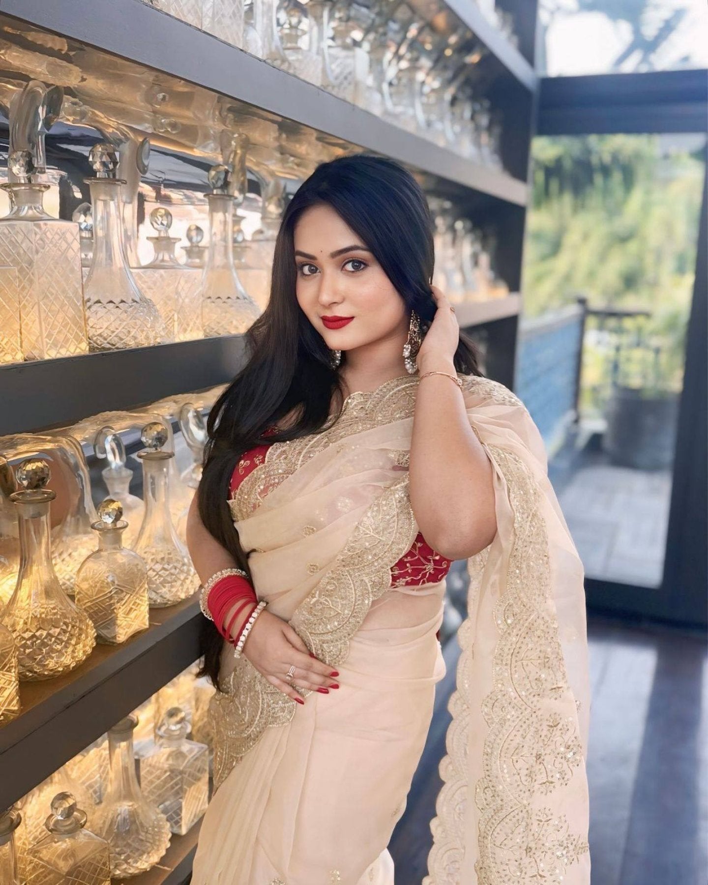 Gold Organza Saree - blouse and border close-up