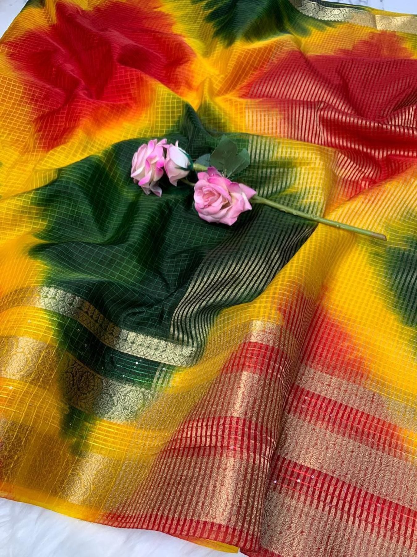 Organza Saree - blouse and border close-up