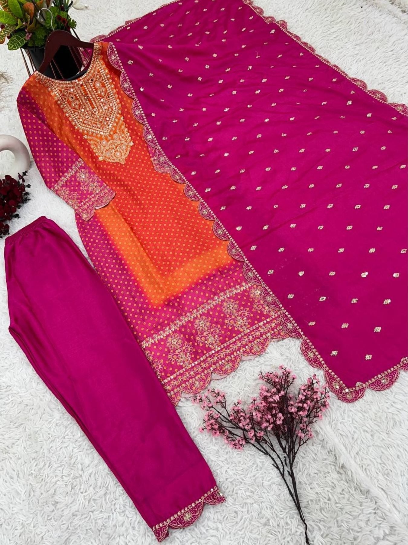 Heavy Pure Chinon Silk With Digital Print and Sequins Work kurta dupatta detail
