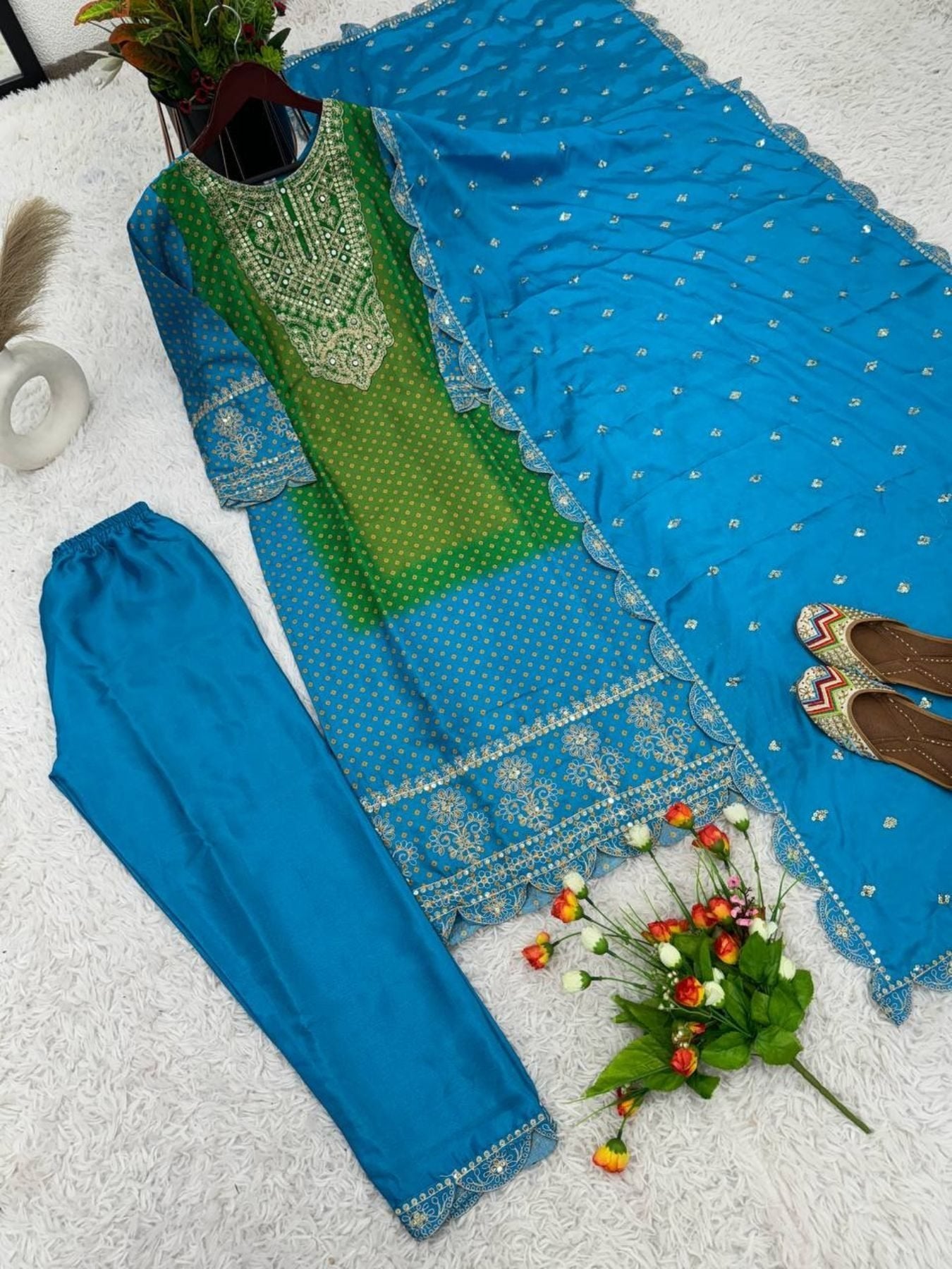 Heavy Pure Chinon Silk With Digital Print and Sequins Work kurta back view