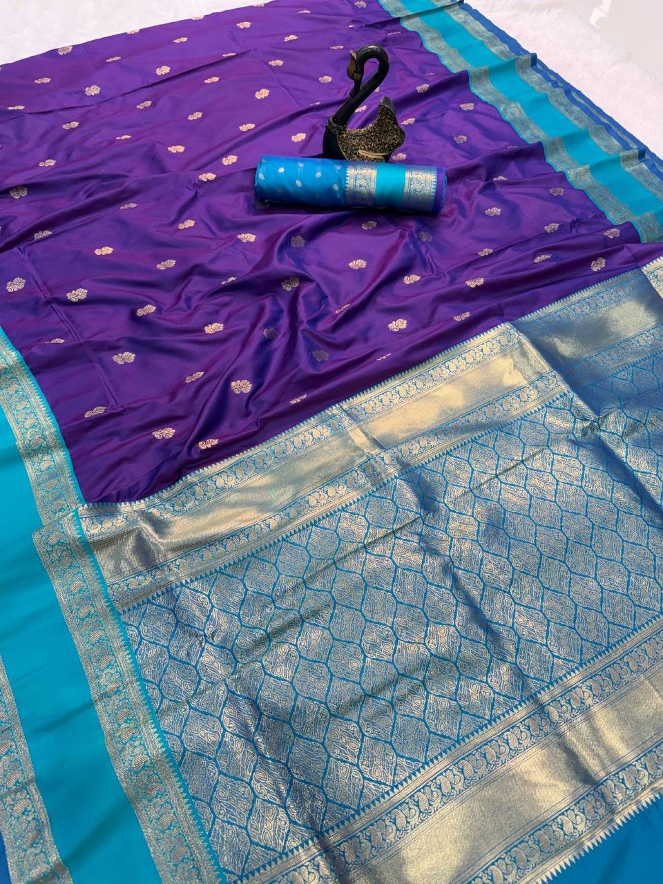 Kanjivaram Saree - detail view 19