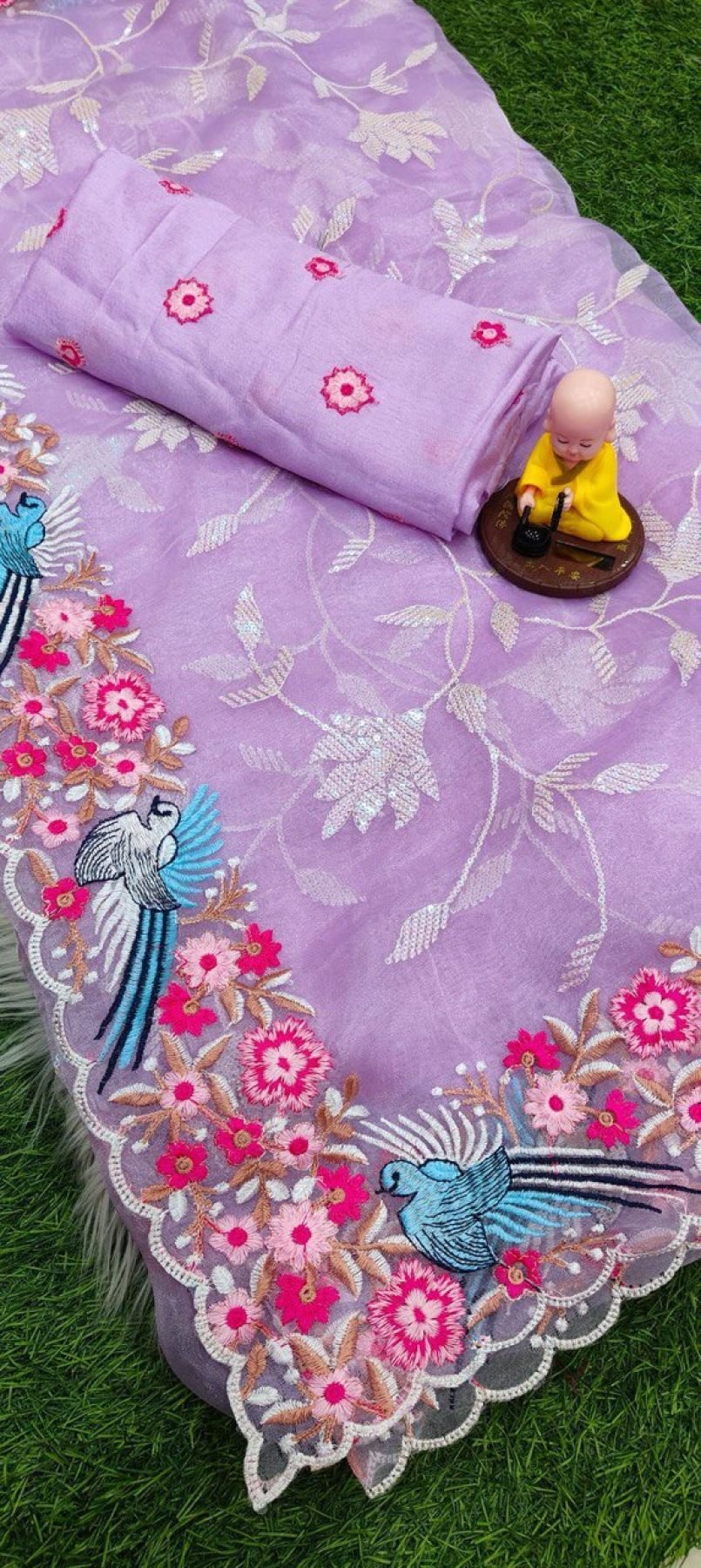 Purple Organza Saree - blouse and border close-up