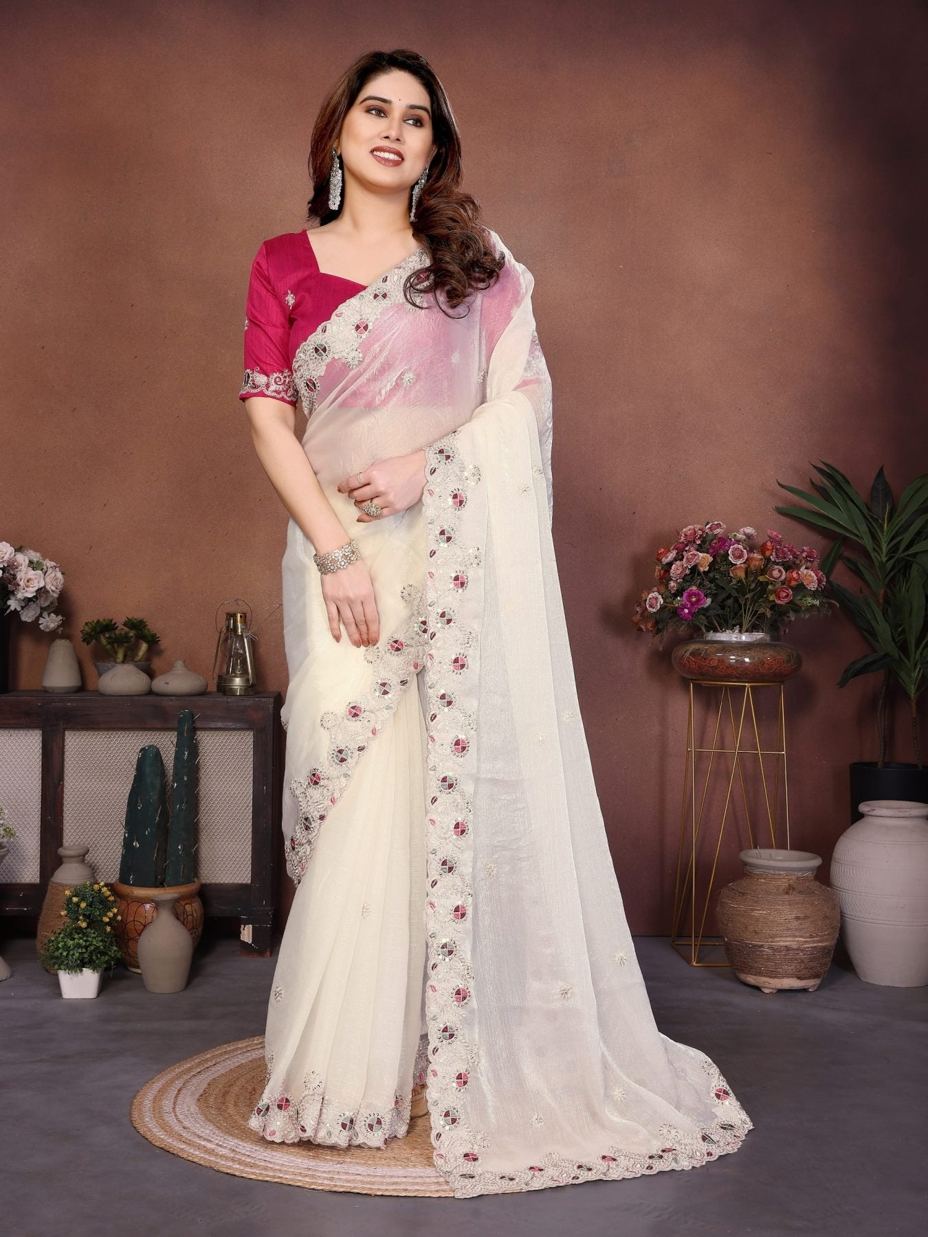 White Chiffon Saree - drape and pallu detail