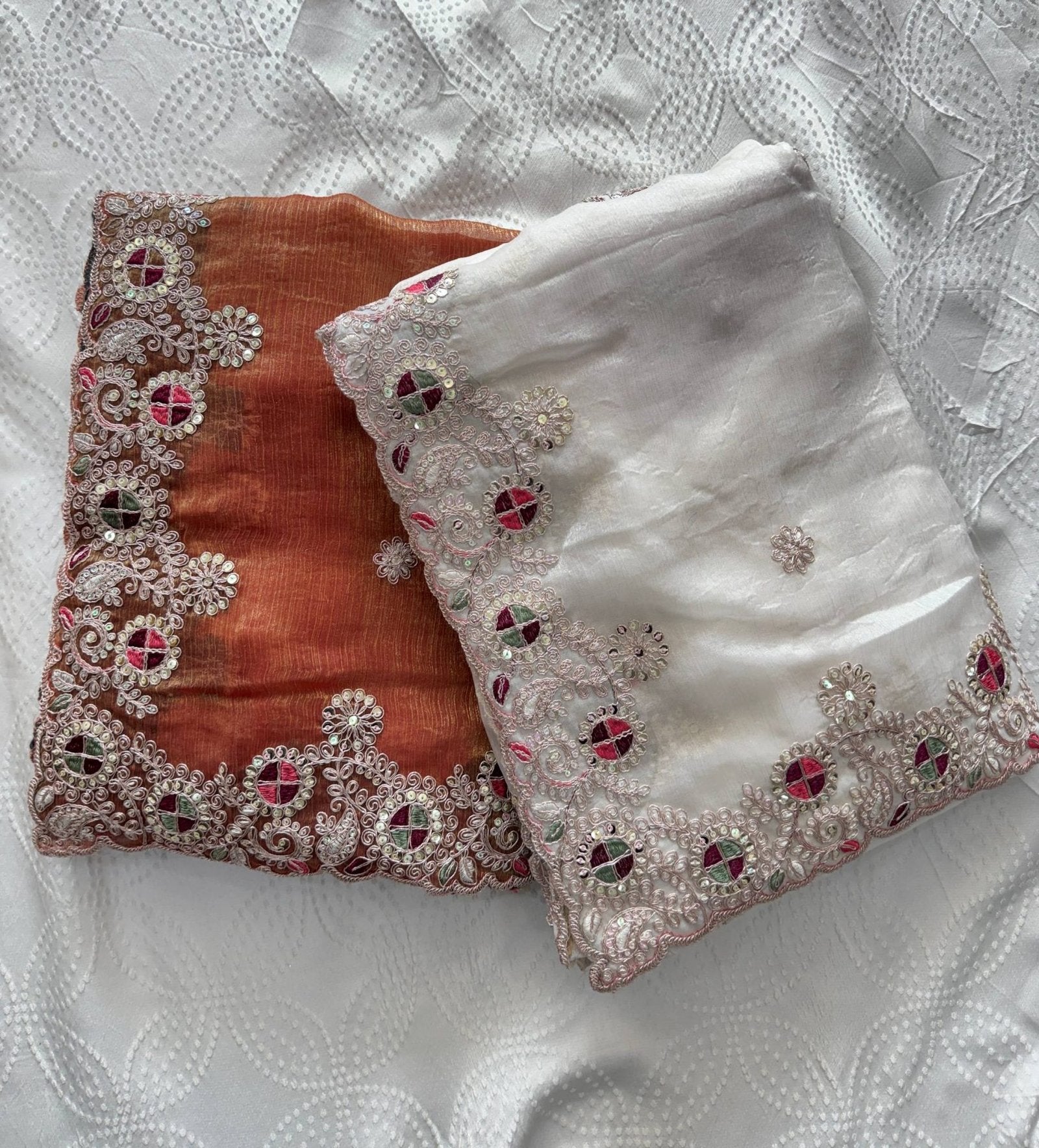 White Chiffon Saree - Embroidery pallu design detail