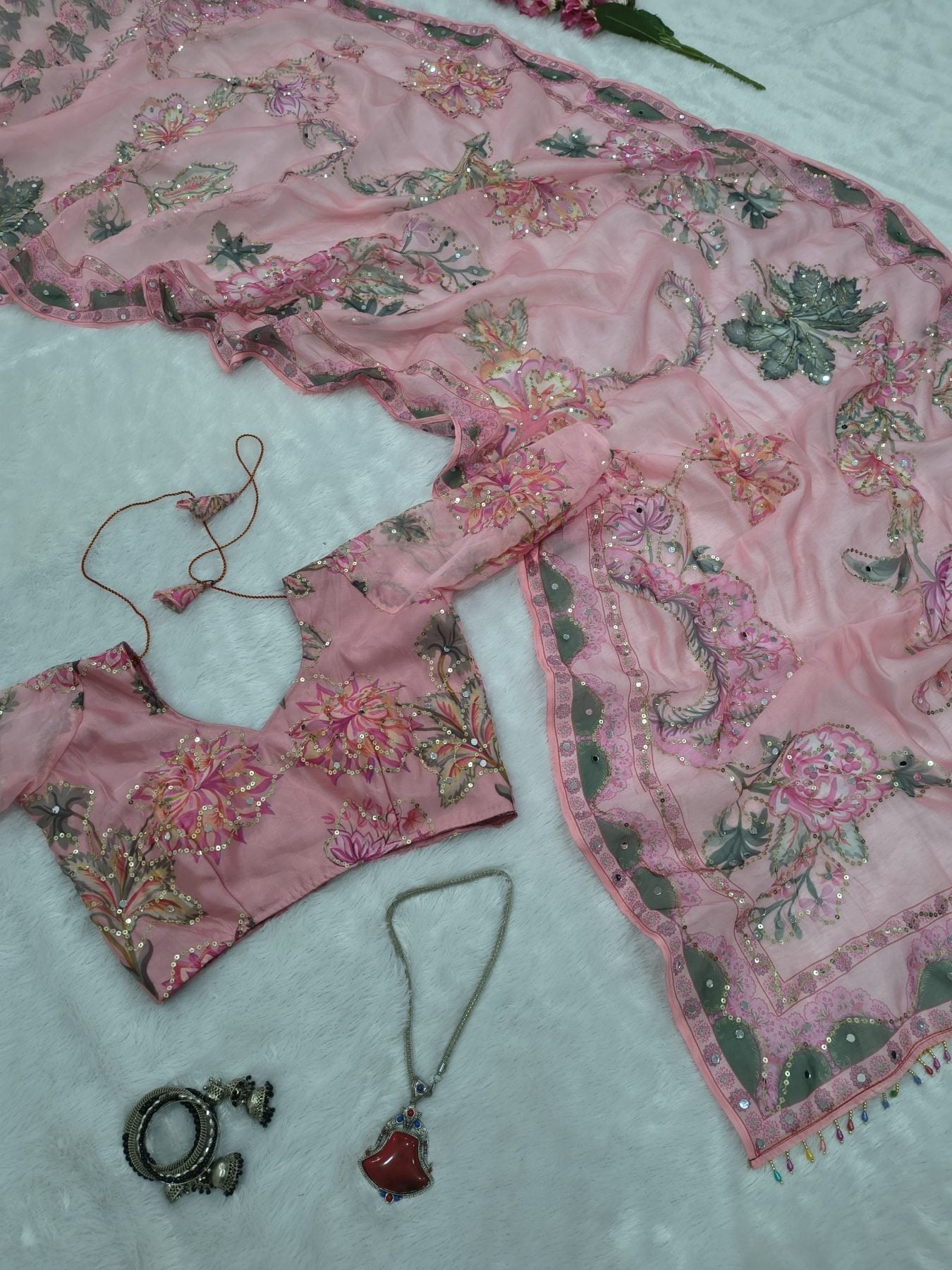 Pink Tabby Saree - detail view 19