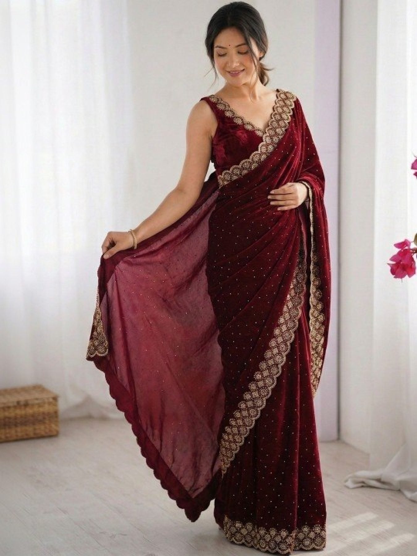 Maroon Saree - blouse and border close-up