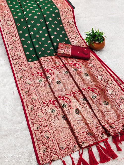 Banarasi Saree - drape and pallu detail
