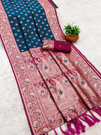 Banarasi Saree - blouse and border close-up