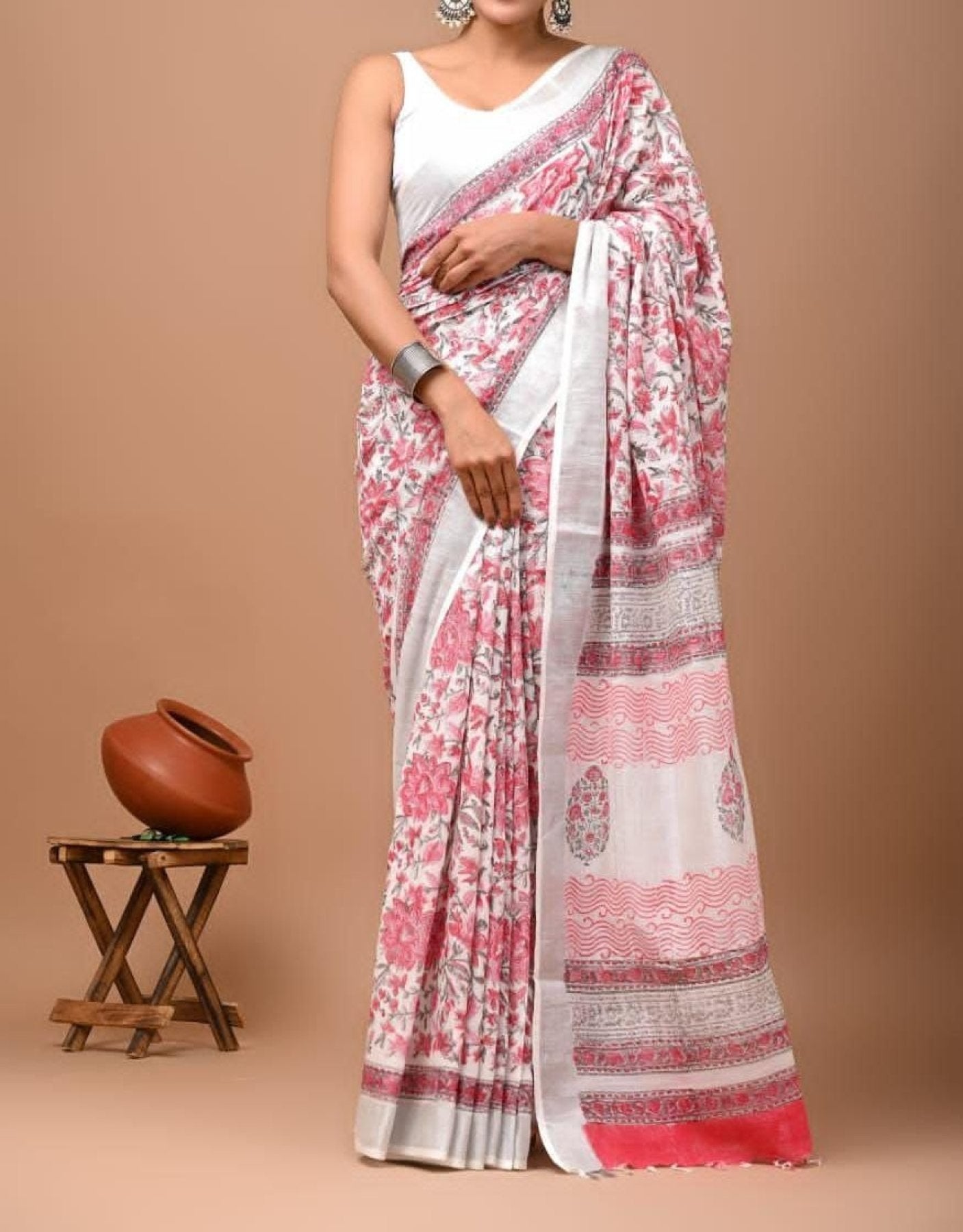 Saree for women - full front view | Snyvia