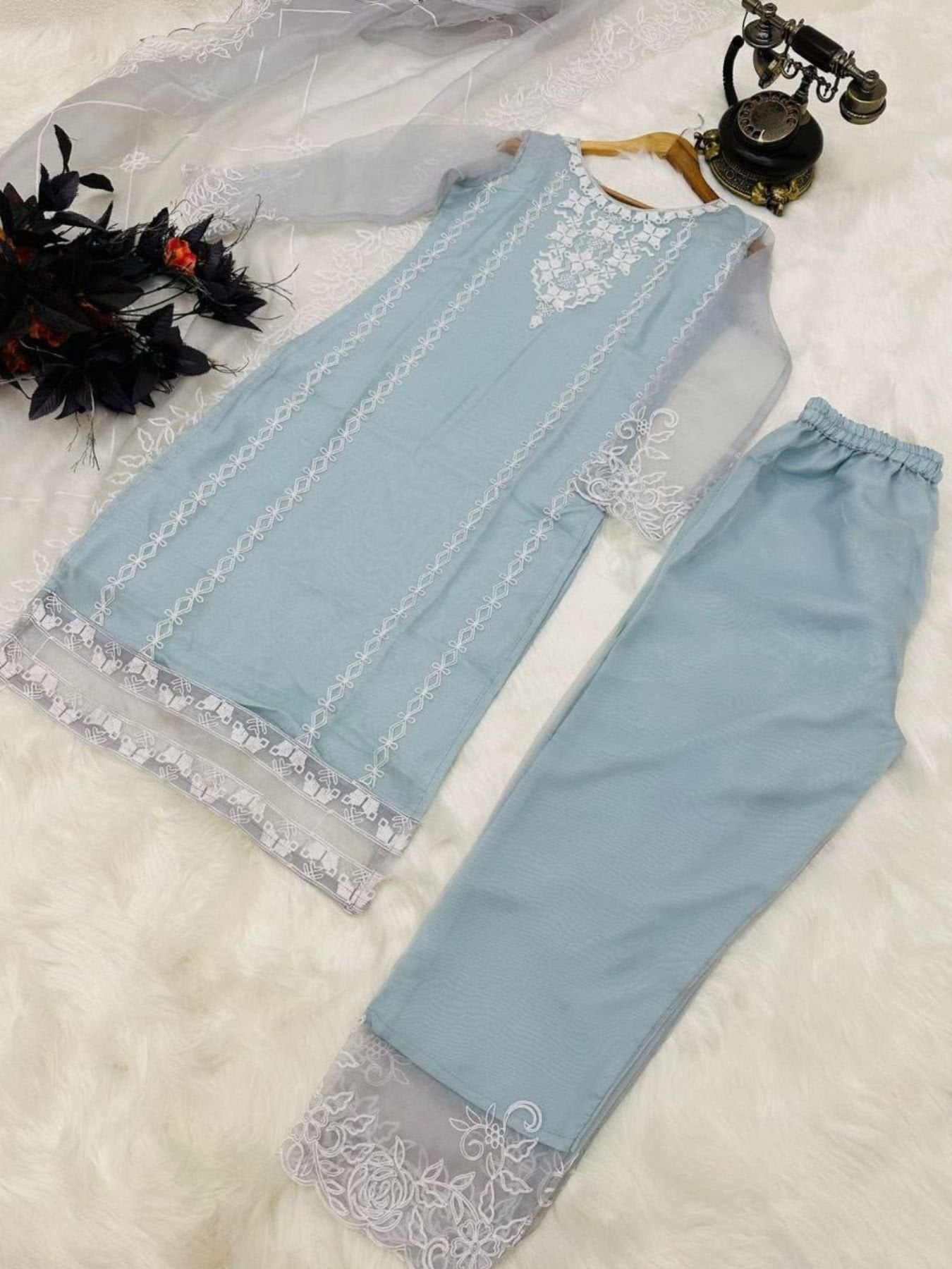 Organza Silk Three Set Kurti embroidery close-up