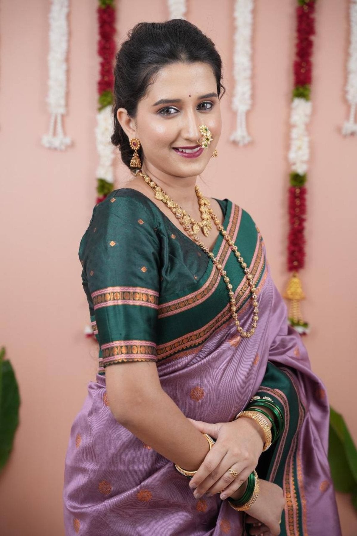 Pink Silk Saree - Zari pallu design detail