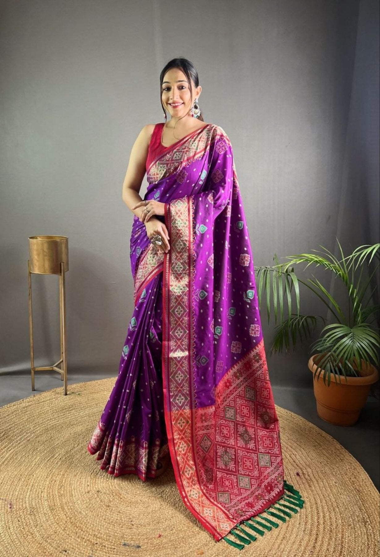 Patola Saree - pallu design detail