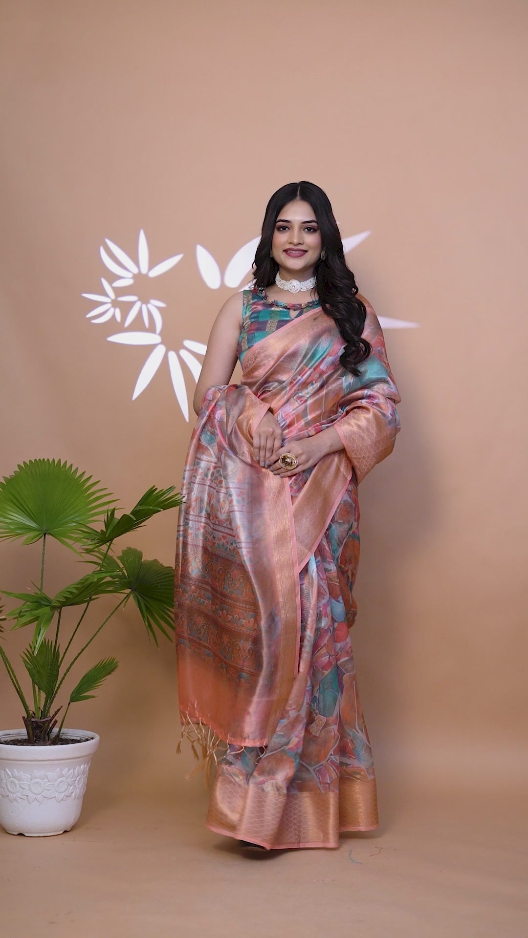 The saree is lightweight and Saree