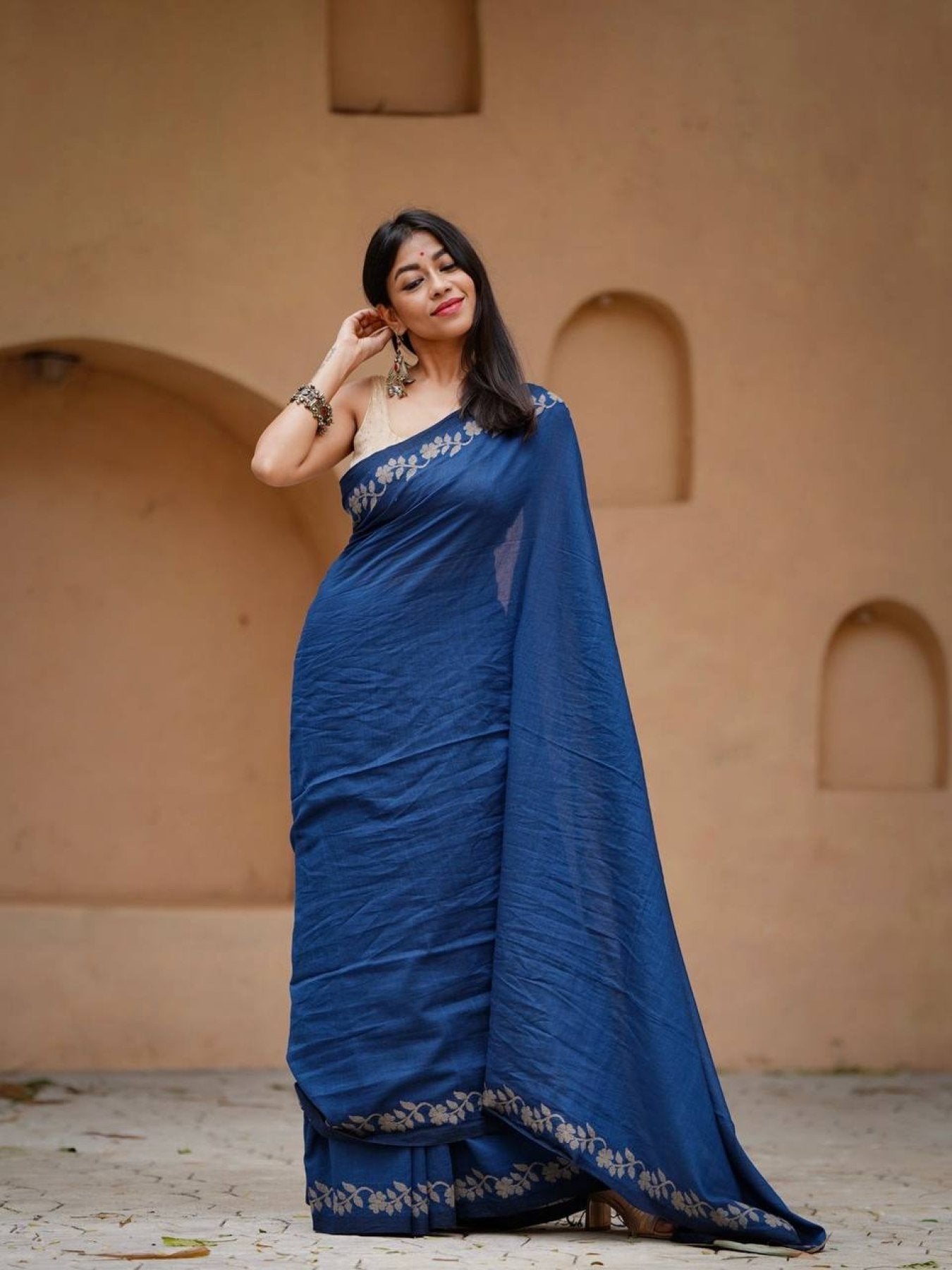 Navy Cotton Saree - detail view 11