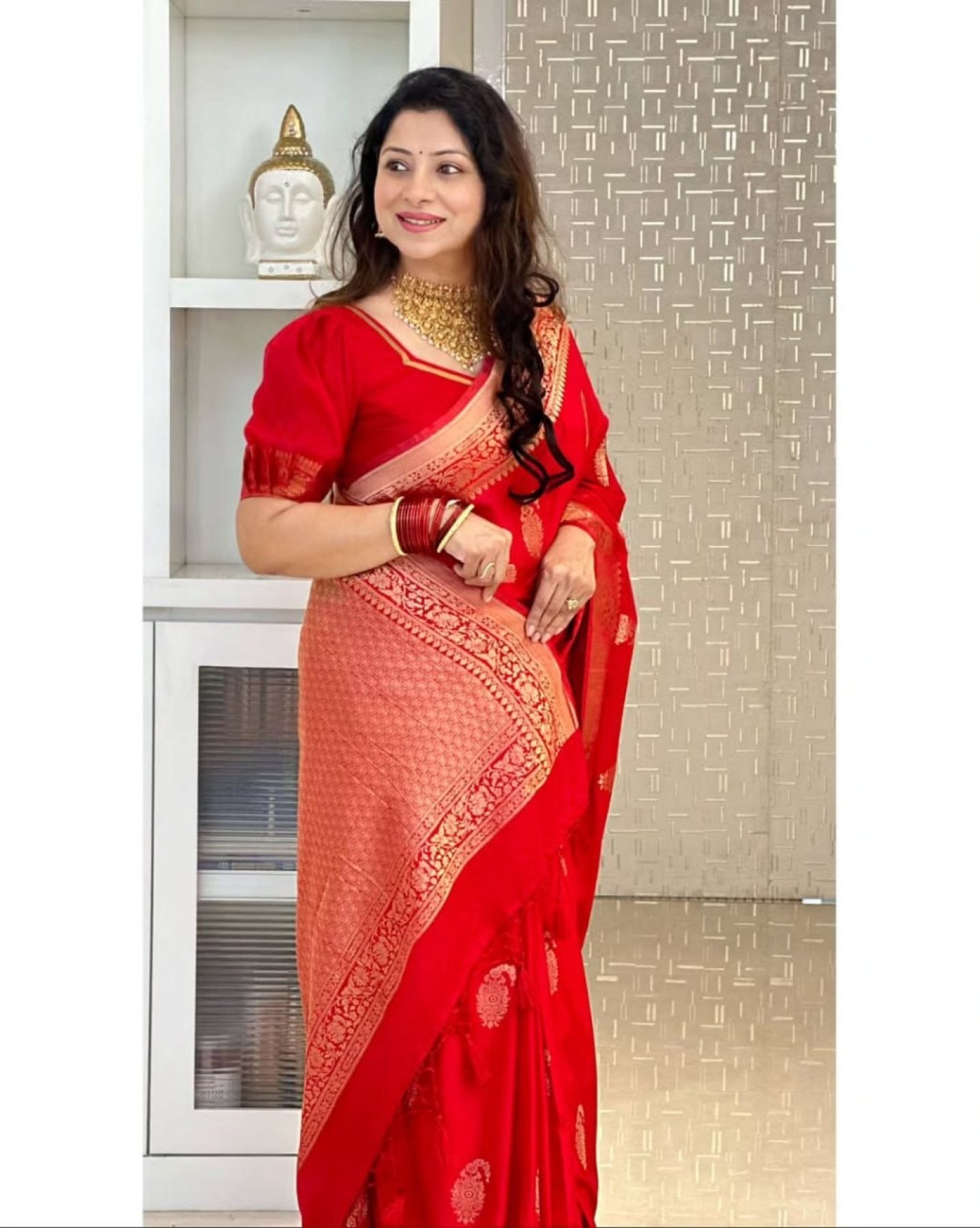 Red Banarasi Saree - blouse and border close-up