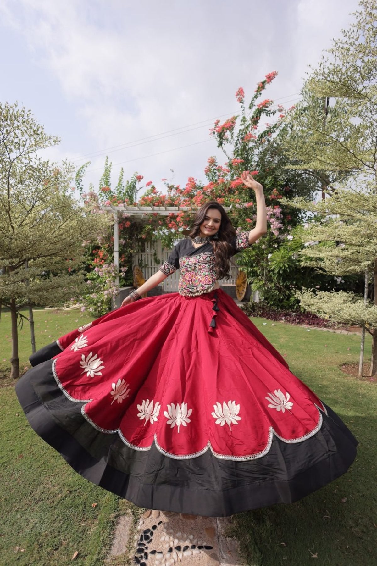 Roman Fabric Navratri Lehenga Choli with Kutchi Gamthi Embroidery Work blouse and dupatta detail