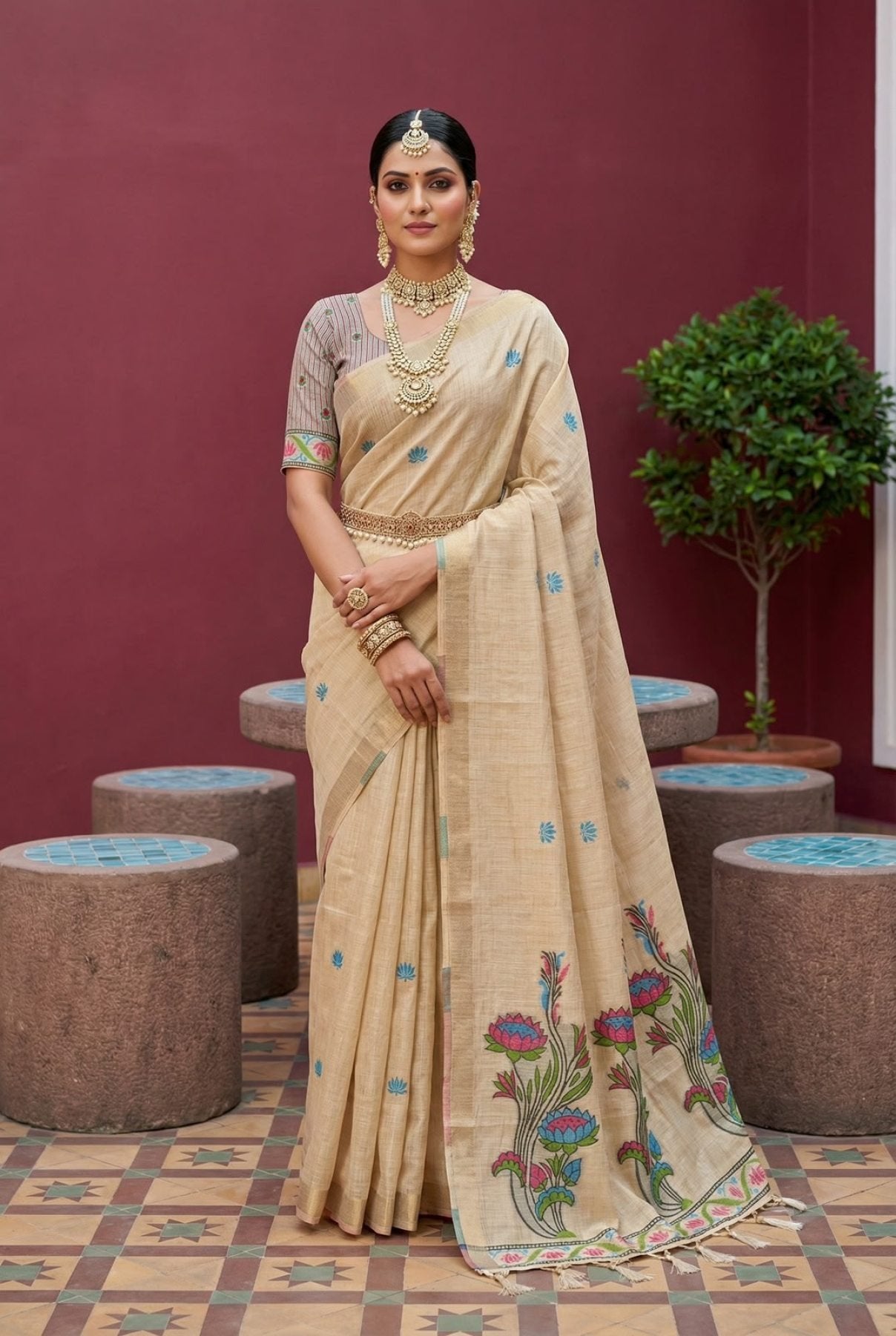 Cream Cotton Saree - drape and pallu detail