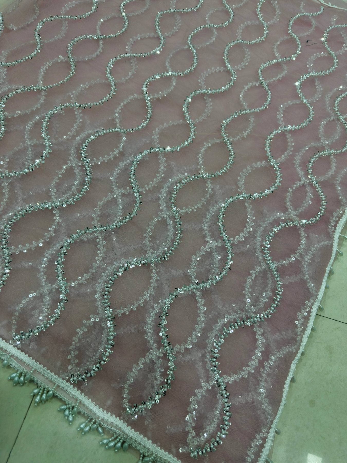 Pink Net Saree - Embroidery pallu design detail