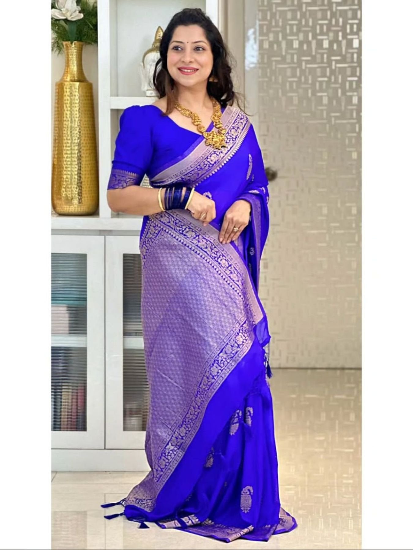 Gold Banarasi Saree for women - full front view | Snyvia