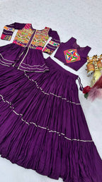 Navratri Gamthi Work Cotton Lehenga Choli with Koti and 9 Meter Flair embroidery close-up
