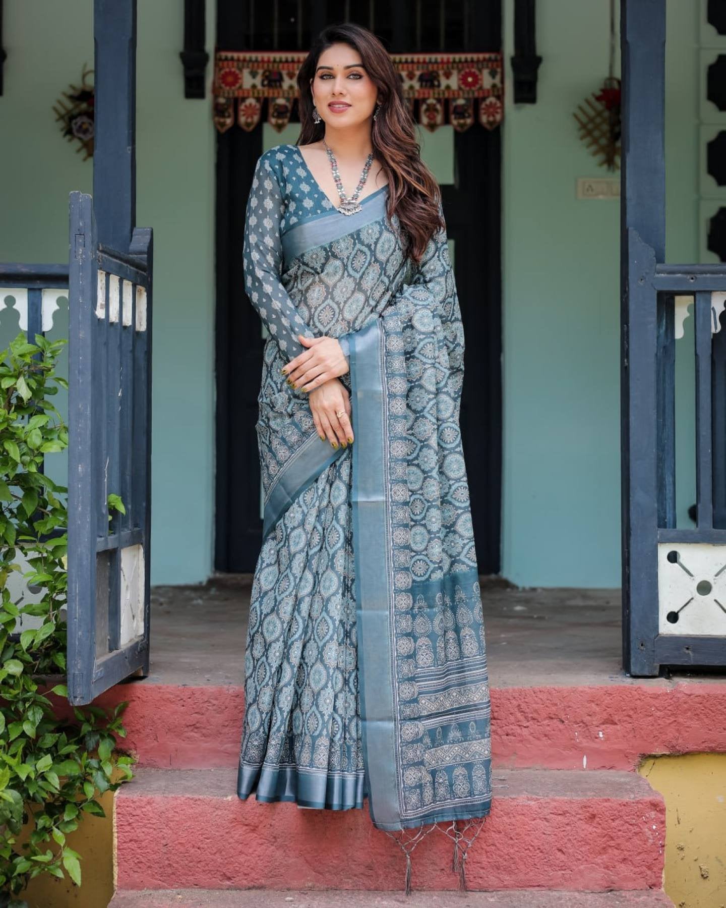 Cotton Saree - blouse and border close-up