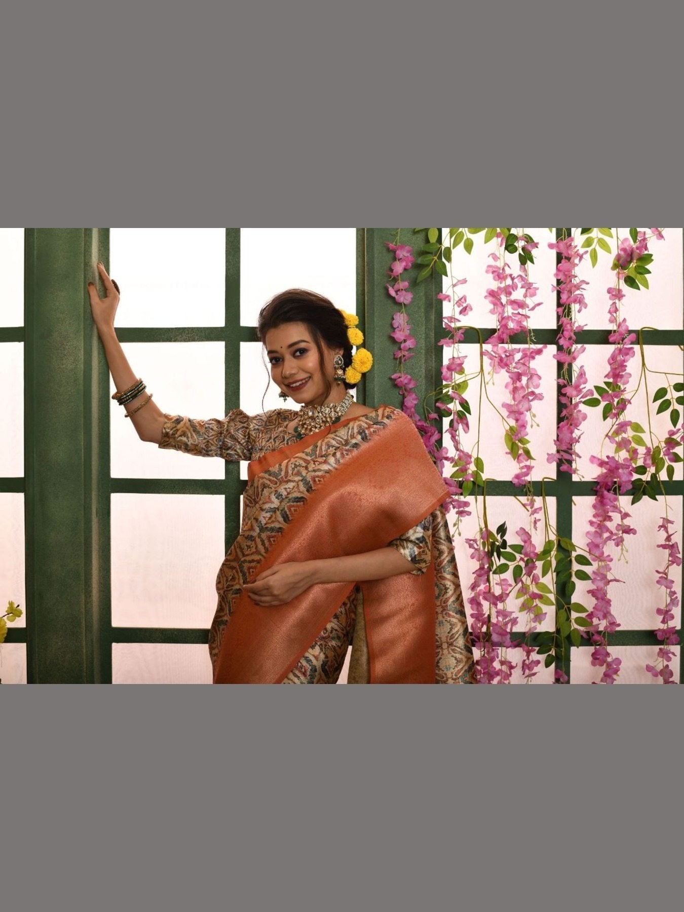 Silk Saree - Zari embroidery work detail