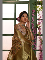 Silk Saree - Zari pallu design detail