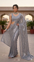 Grey Saree - blouse and border close-up