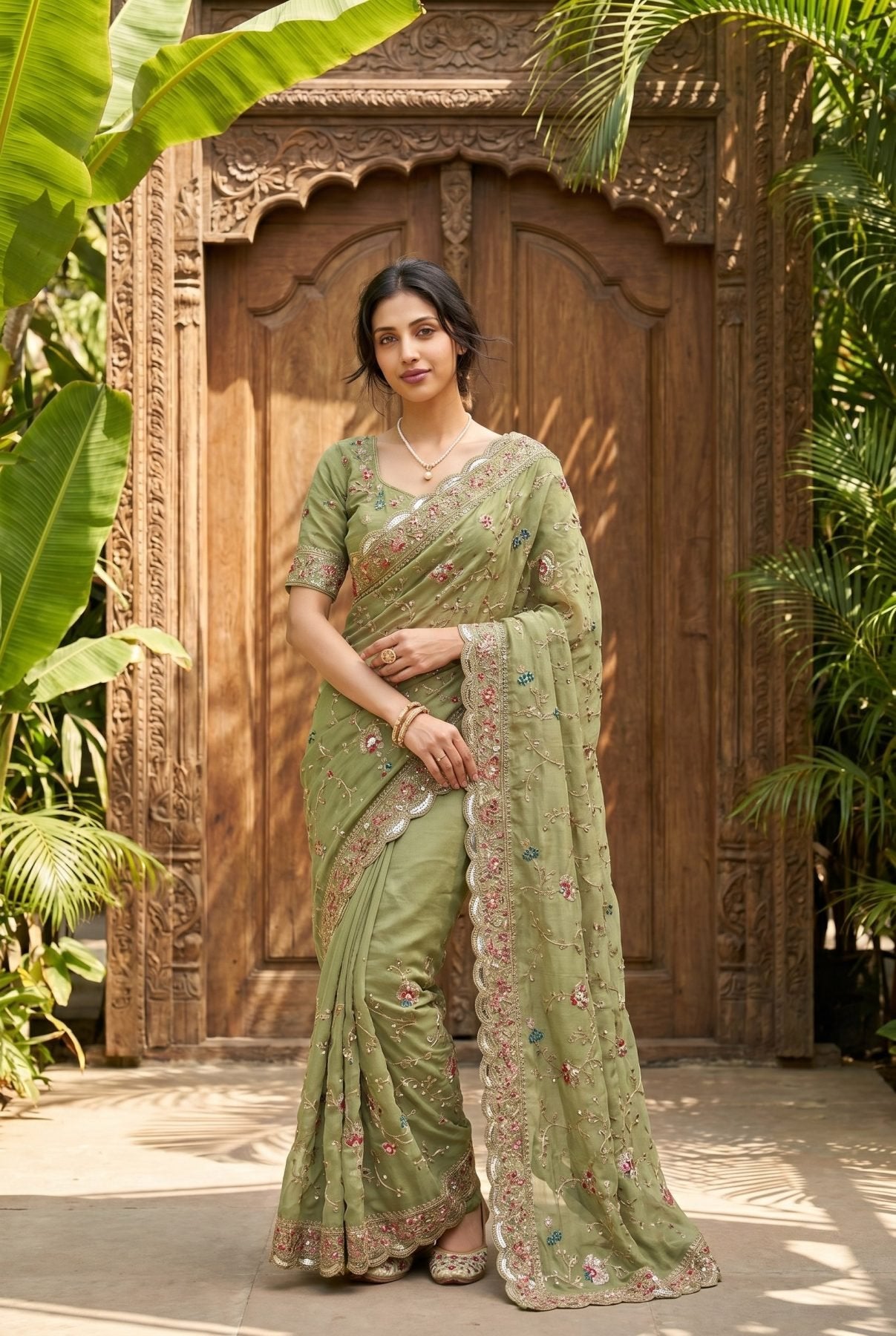 Green Georgette Saree - drape and pallu detail