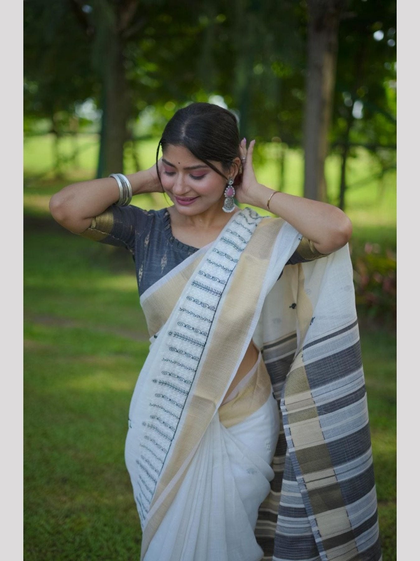 Cotton Saree - embroidery work detail