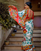 Linen Saree - drape and pallu detail