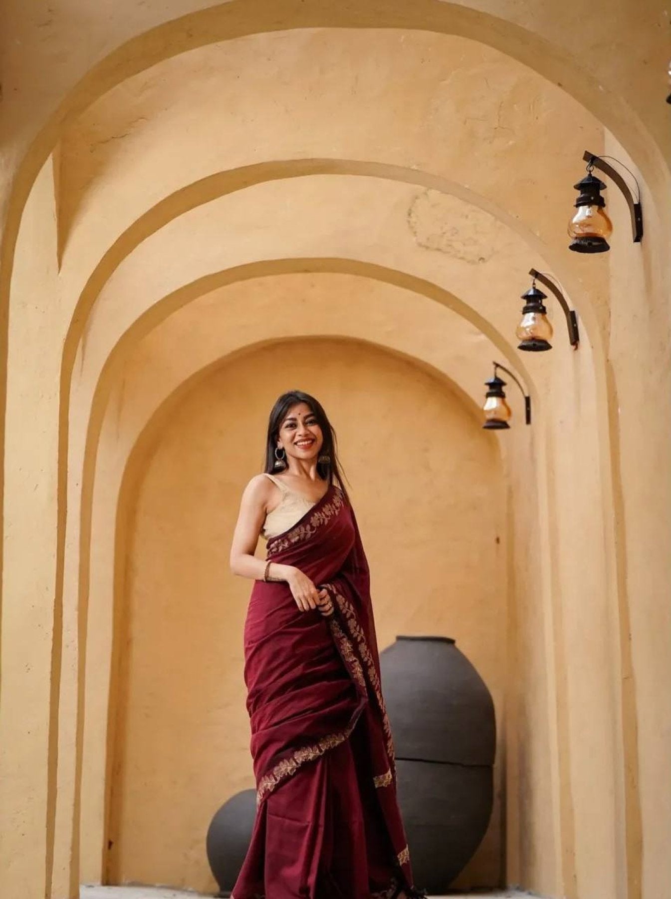 Maroon Cotton Saree - detail view 11