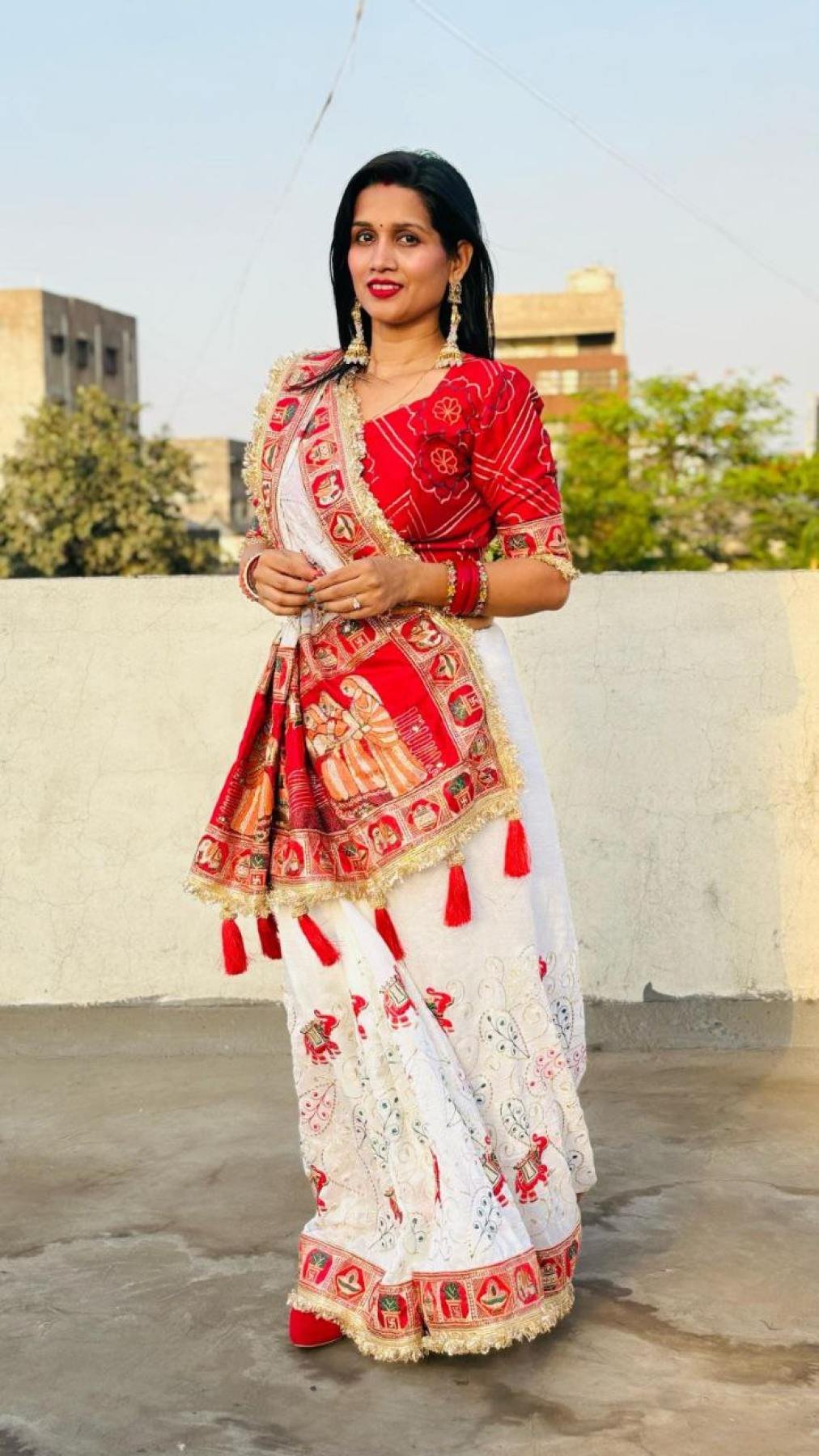 White Vichitra Saree - side drape view