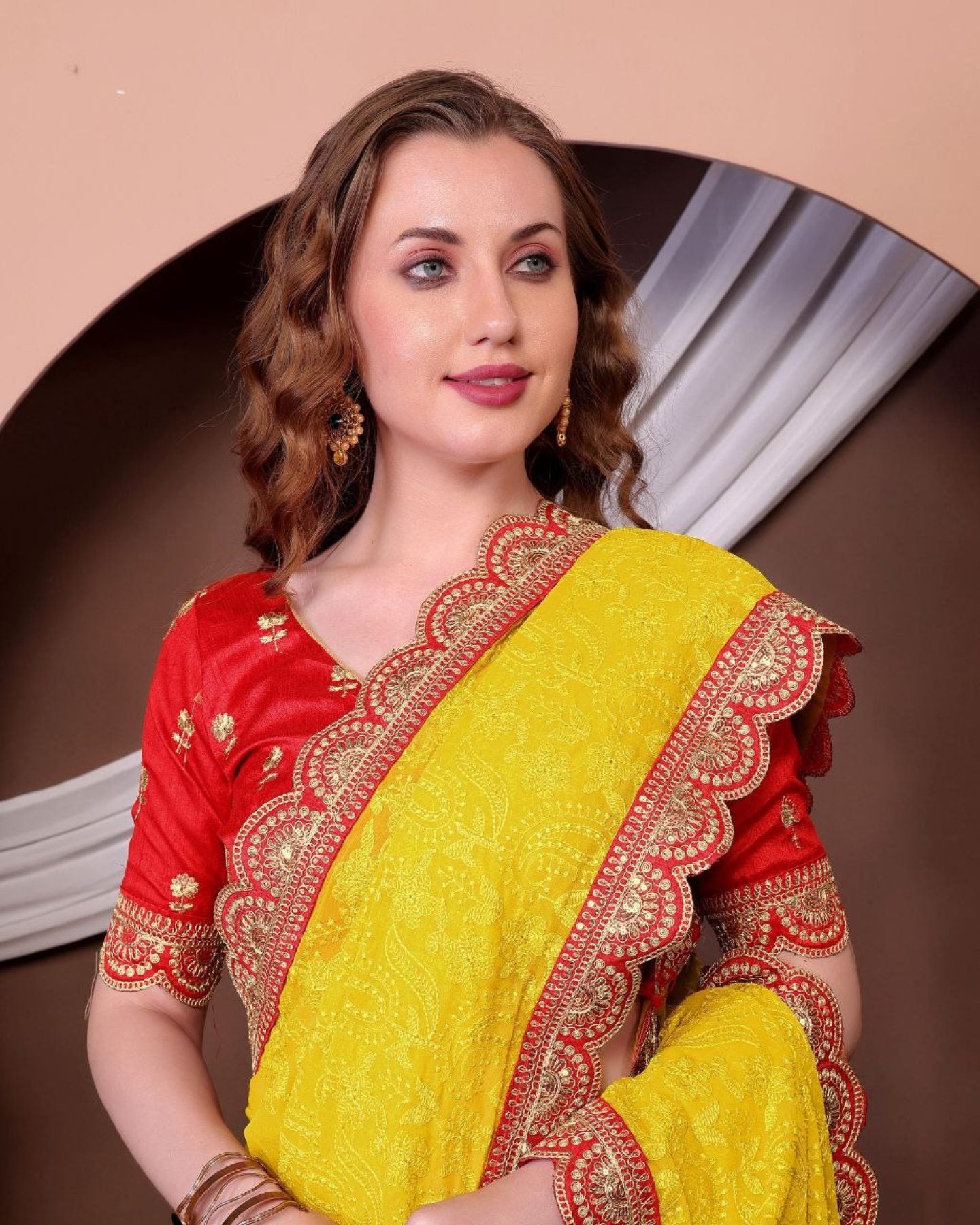 Yellow Georgette Saree - drape and pallu detail