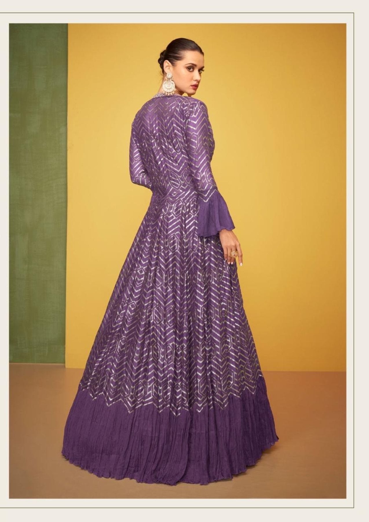 Zenvique Silk Embroidered Lehenga Set with Net Dupatta for Wedding Wear fabric texture detail